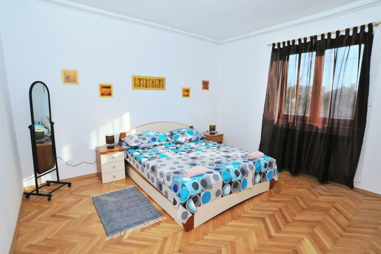 Davor Apartment *